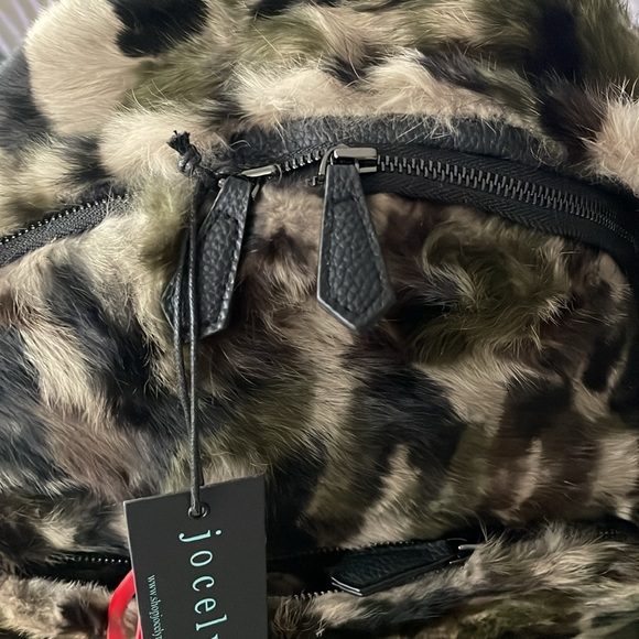 NWT RABBIT FUR IN CAMO COLORING BACKPACK - Picture 8 of 11